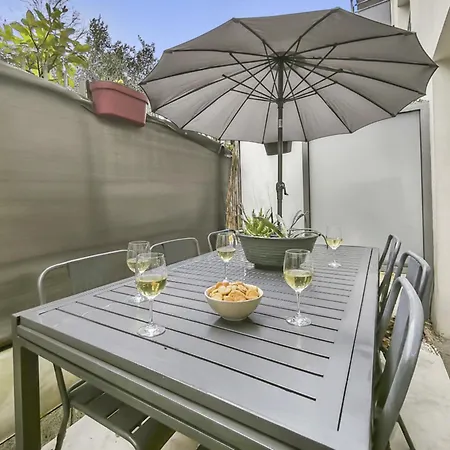 아파트 Bel Avec Grande Terrasse Vénissieux